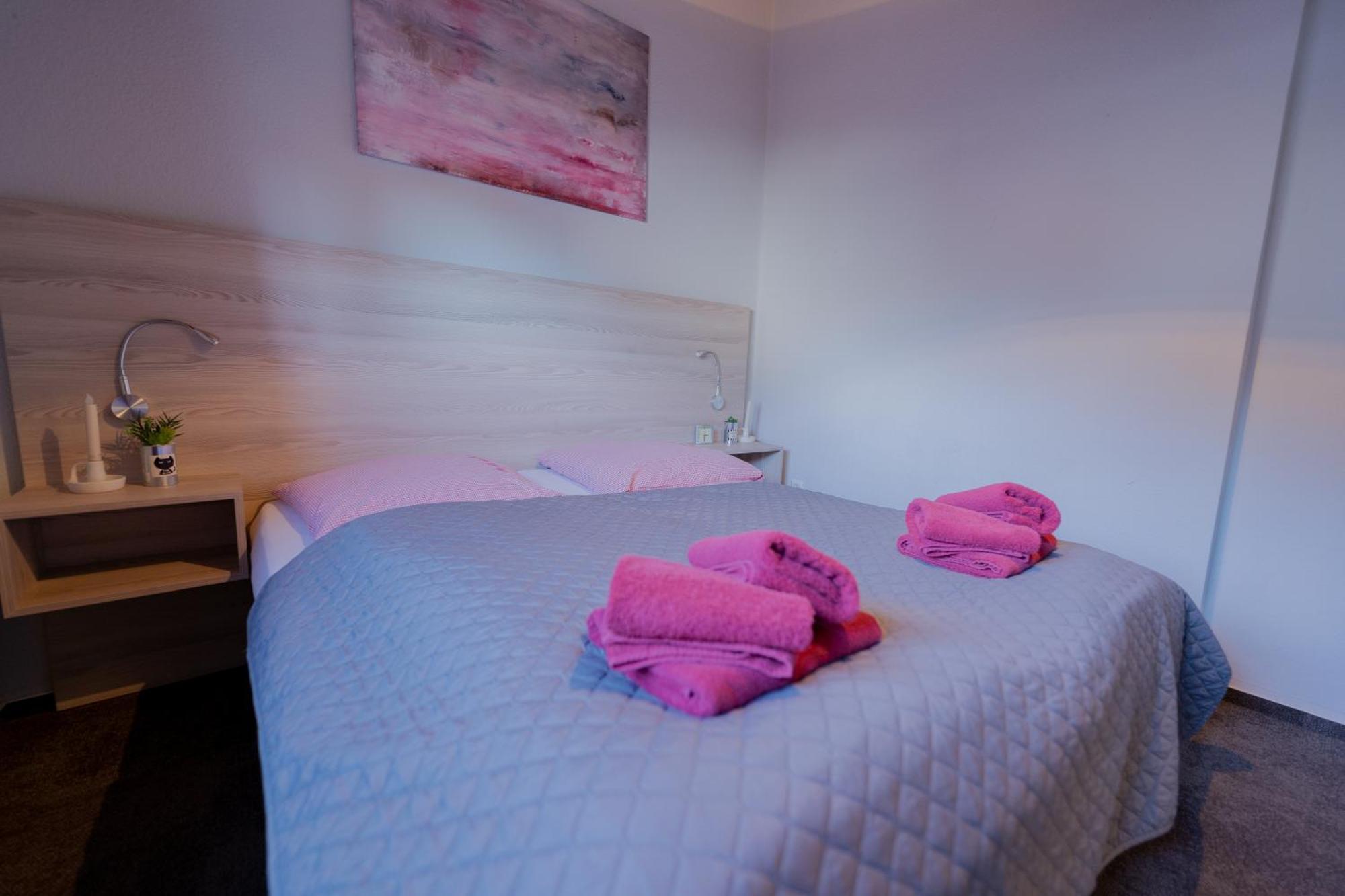 Ferienhaus Schoene Aussicht Ferienwohnung Rot Hemfurth-Edersee エクステリア 写真